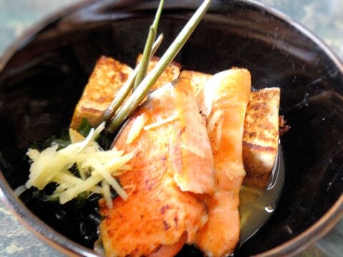 魚のおかず★鮭と豆腐の焼きびたし